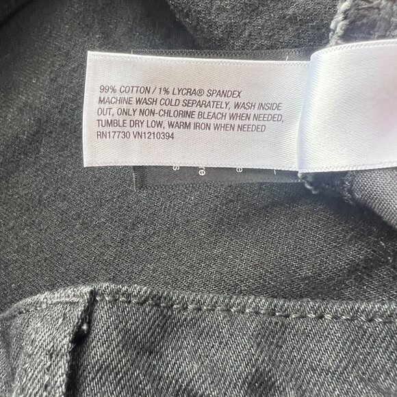 Universal Thread Shorts Womens 14 Black No-Fade Cotton Mid Rise Stretch Denim - Picture 4 of 9